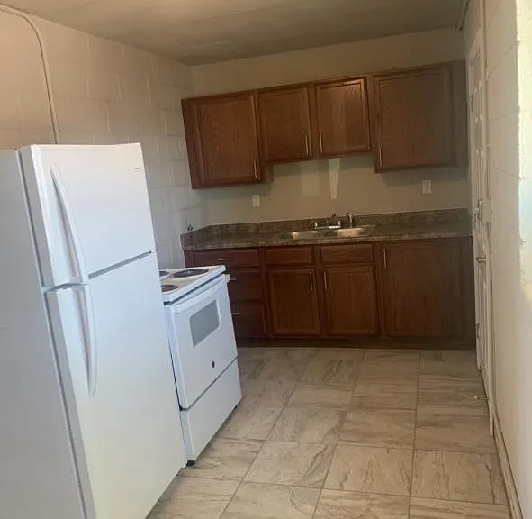 8621 Lawson St #8 — Photo 1