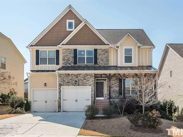 726 Weavers Ridge Dr, Cary, NC 27519