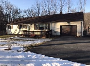 39 Lk Wallkill Rd, Sussex, NJ 07461