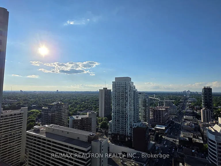 8 Eglinton Ave E #2605 — Photo 25