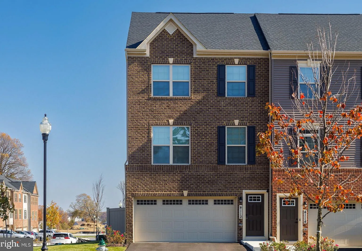 3 bed, 2.5 bath, 1970 sqft, $3,500 — Photo 1