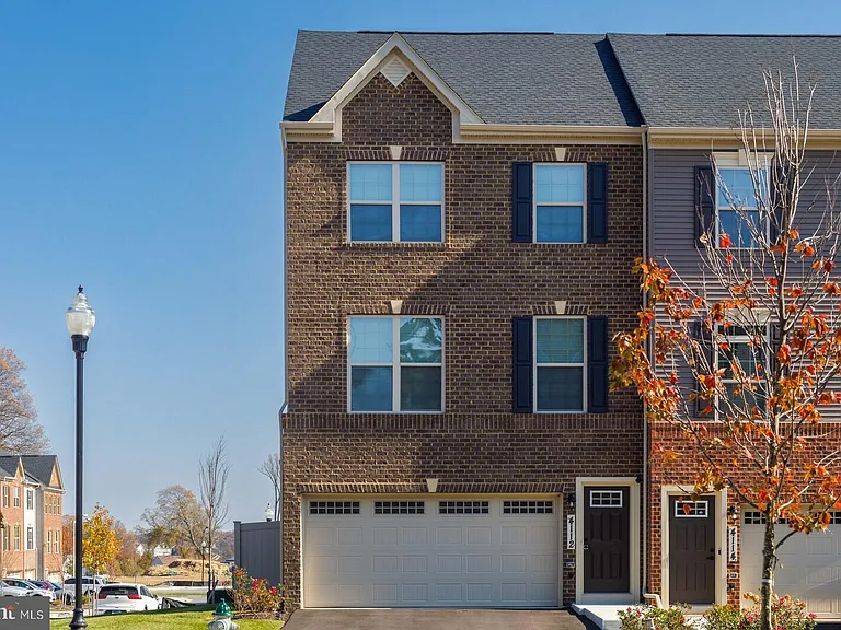 4112 Shirley Rose Ct — Photo 1