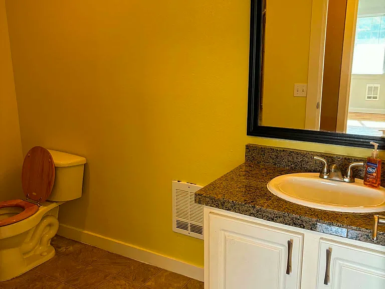 412 Center Rd #C1 — Photo 8
