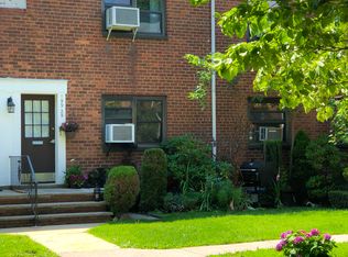 199-29 21st Ave #1129, Whitestone, NY 11357