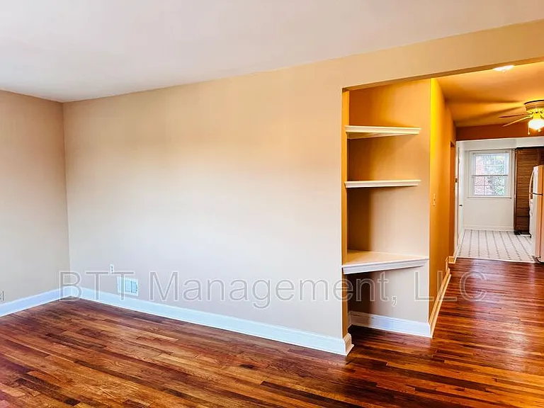 8805 Plymouth St #5 — Photo 12