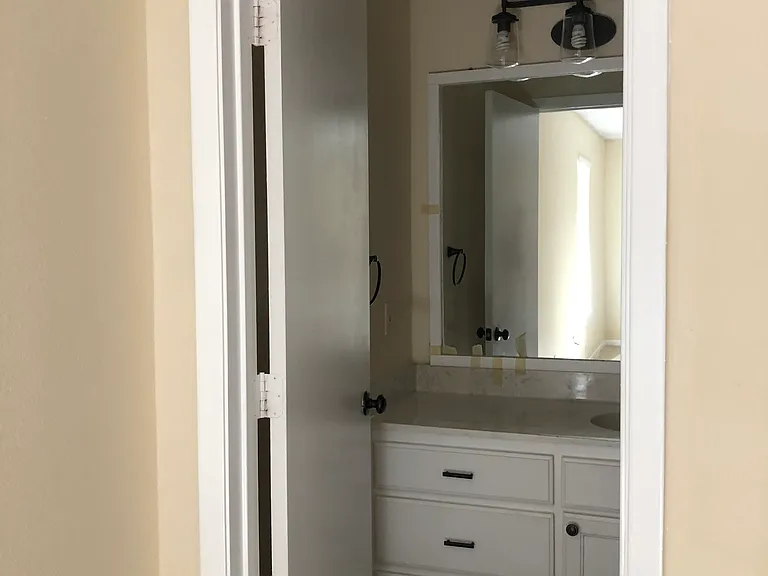 1604 Bagby Ave #B — Photo 2