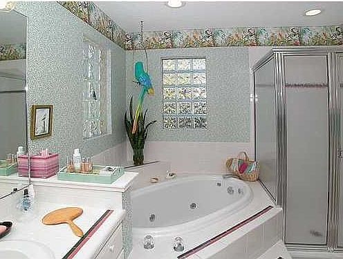 Master Bath/Spa