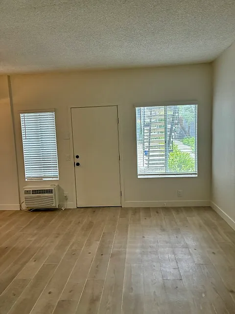 1 bed, 525 sqft, $2,195 — Photo 4