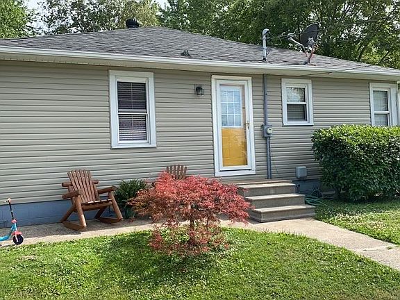 2nd image of 104 Boggess Blvd