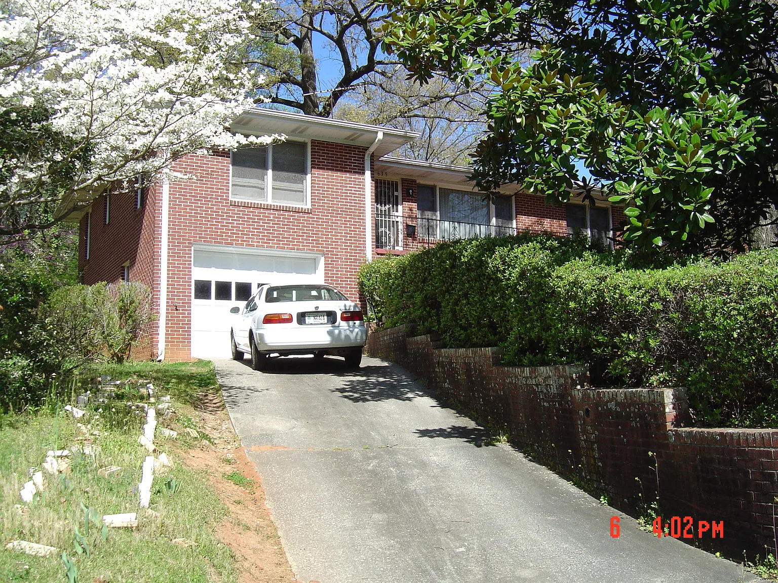 3 bed, 1342 sqft, $1,900 — Photo 3