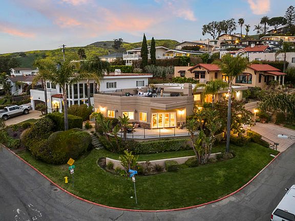 3rd image of 307 Artemisia Ave