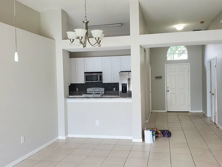 2638 Maylin Dr — Photo 4