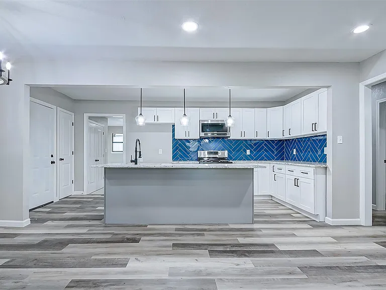 5914 Carew St — Photo 13