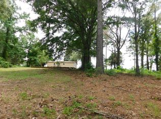 3619 Acr 403, Palestine, TX 75801