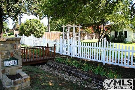 2nd image of 1265 Sarah Brooks Dr
