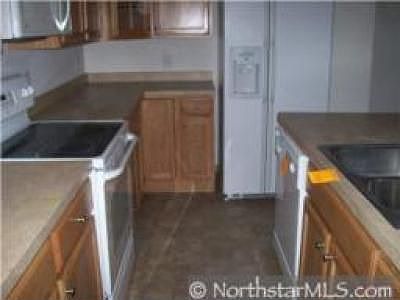 1st image of 3236 Oak View Dr