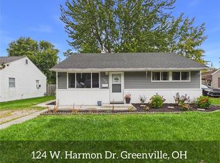 124 W Harmon Dr, Greenville, OH 45331