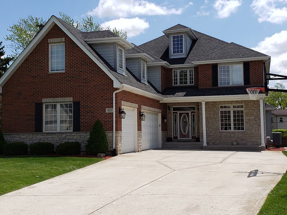 1st image of 1127 James Peter Ct