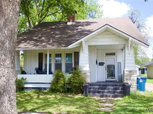 315 W Parker Ave, Chaffee, MO 63740
