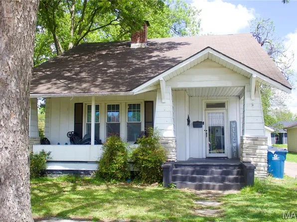 315 W Parker Ave, Chaffee, MO 63740