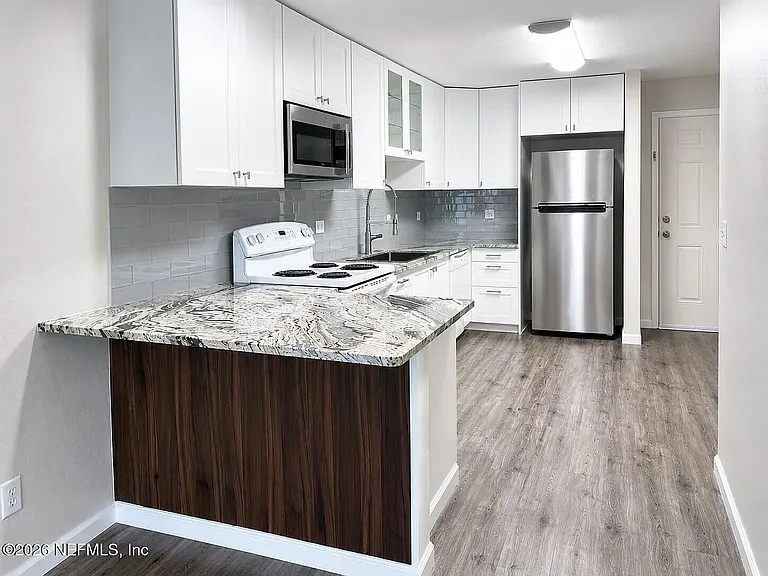238 Ridgecrest Loop #A — Photo 3