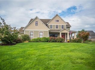 196 Mill Stream Run, Webster, NY 14580