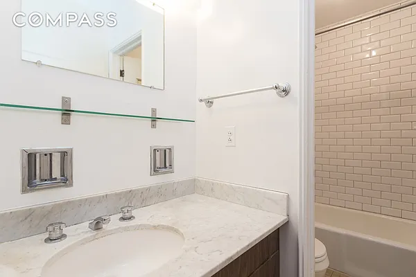 Rented by Compass | media 44