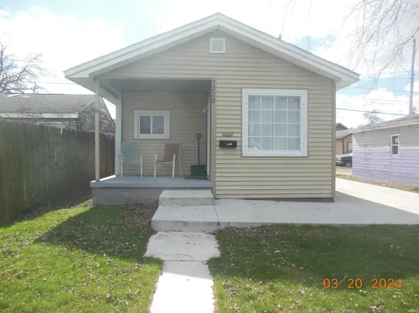 1220 E Fox St, South Bend, IN 46613