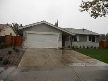 675 Ruby Rd photo 1