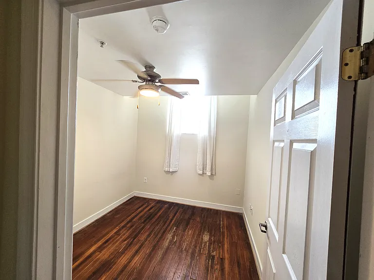 14 W Broad St #301 — Photo 8