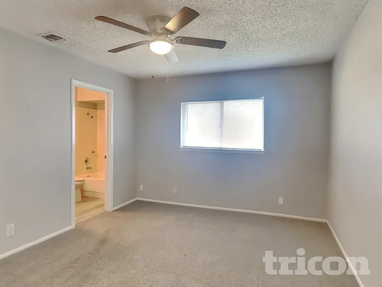 5223 Tom Stafford Dr — Photo 7