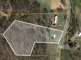 406 Sugar Hollow Rd, Roan Mountain, TN 37687