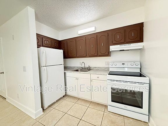 5th image of 3301 58th Ave S APT 209