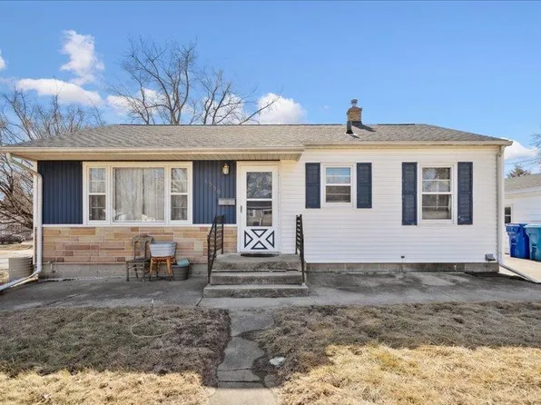 1550 Patton Ave, Waterloo, IA 50702