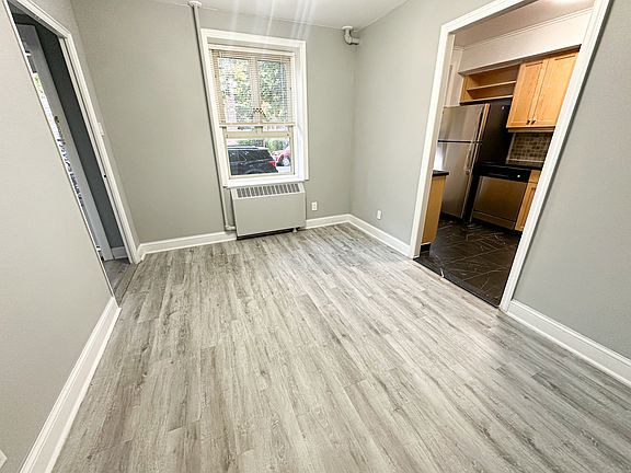 2nd image of 194-25 65th Cres