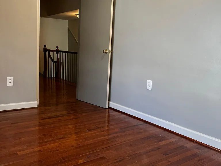 107 Walnut St — Photo 25