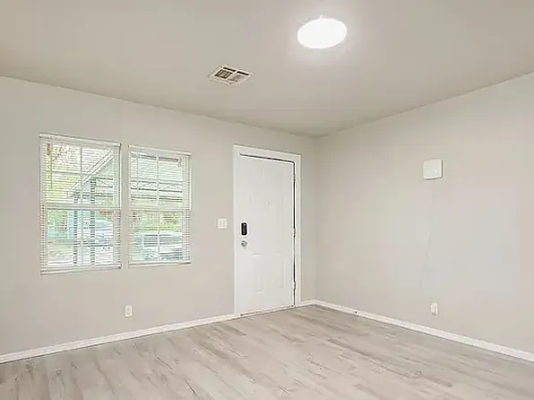 (undisclosed Address), Oklahoma City, OK 73129