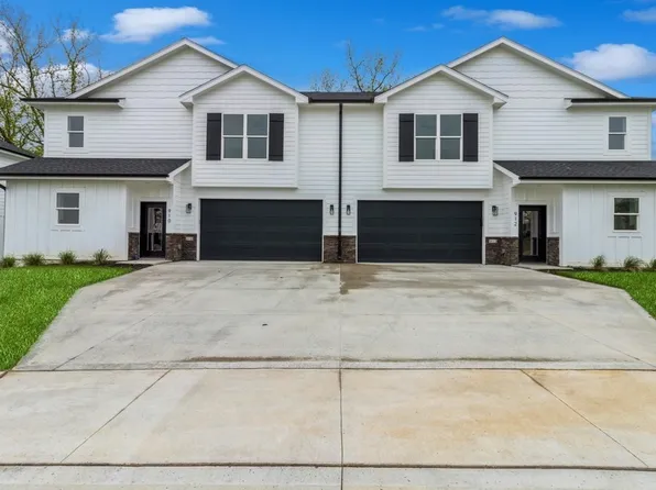 912 Ledgestone Ct, Polk City, IA 50226