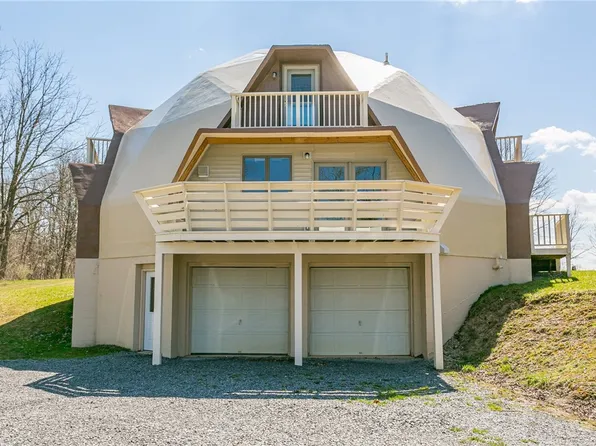 199 E Swamp Rd, Penn Yan, NY 14527