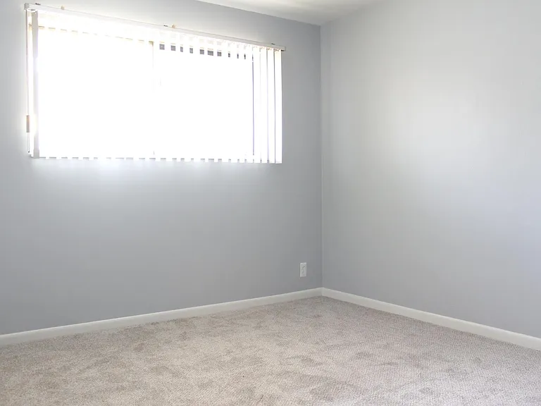200 W Marshall St #3 — Photo 8
