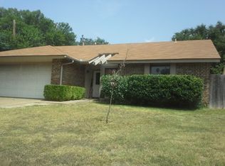 903 Lasso Dr, Round Rock, TX 78681