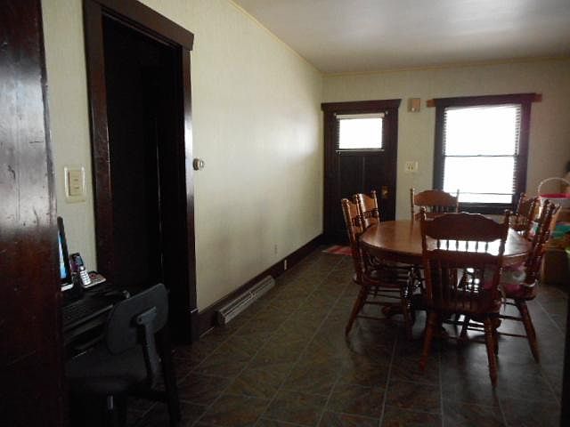 2nd image of 109 W Washington Ave