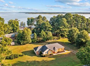 285 E Banbury Rd, Tappahannock, VA 22560