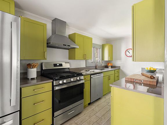 4th image of 25 Miles Road