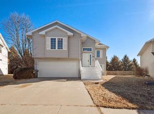 1651 Hemingway Ln, Iowa City, IA 52240