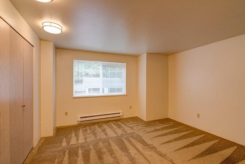 1st image of 200 Lippert Dr W APT A304