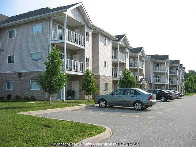 2592 Pillette Rd #112 — Photo 1