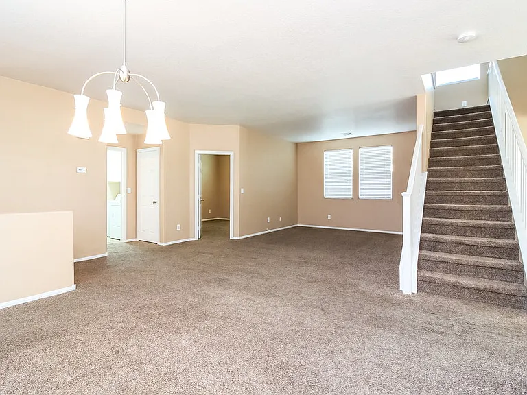 3740 Dustin Lee St — Photo 4