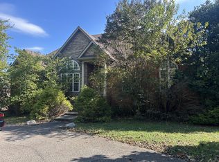 1812 Pointe Ct, Lebanon, TN 37087