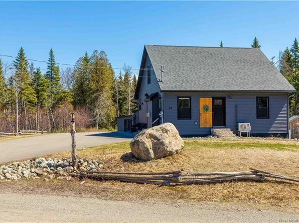24 McLellan Dr, Simonds, NB E2S 1G1